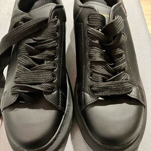 Black Men's Sneakers